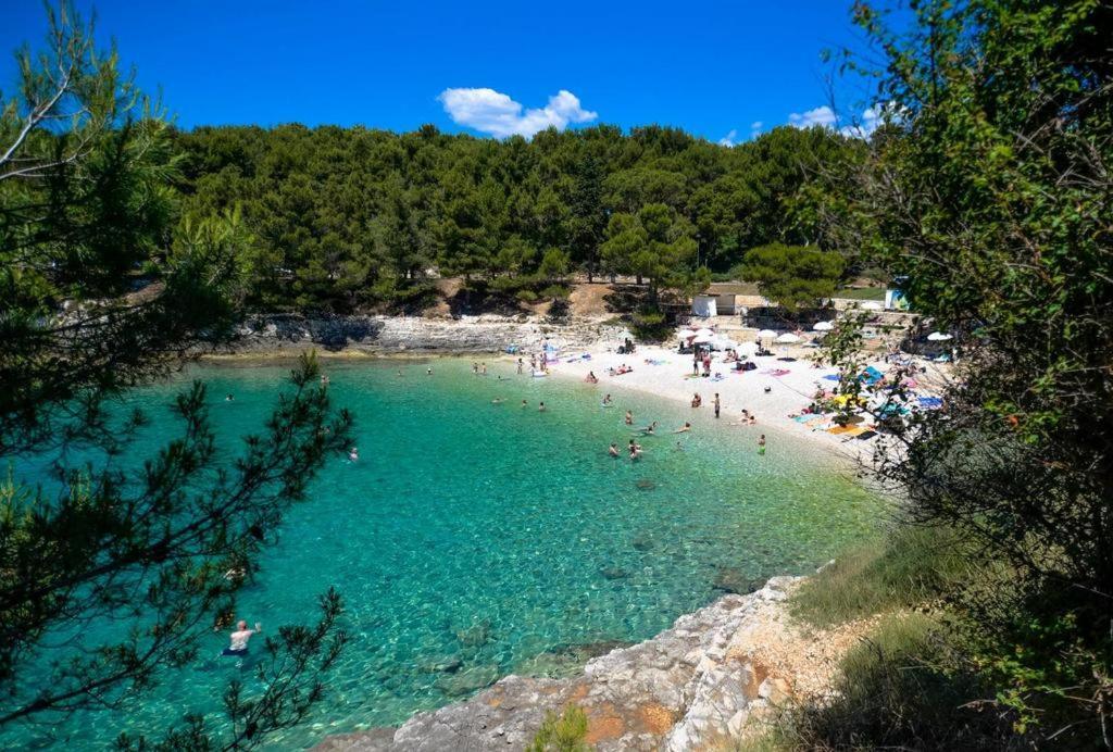 New Renovated Apartment 15 Min From Beach On Foot Pula Buitenkant foto