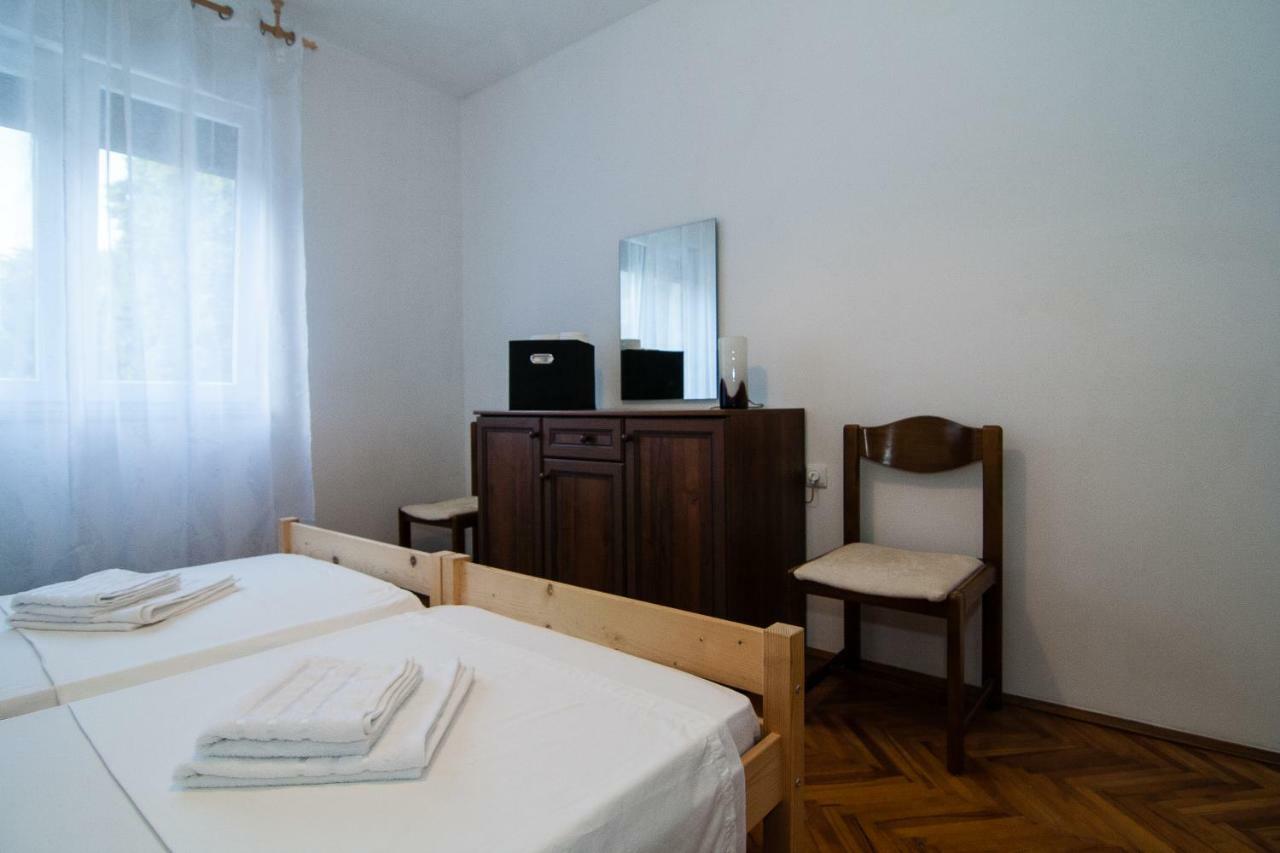 New Renovated Apartment 15 Min From Beach On Foot Pula Buitenkant foto